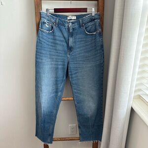 Abercrombie Curve Love Ultra High Rise Ankle Straight Jean
